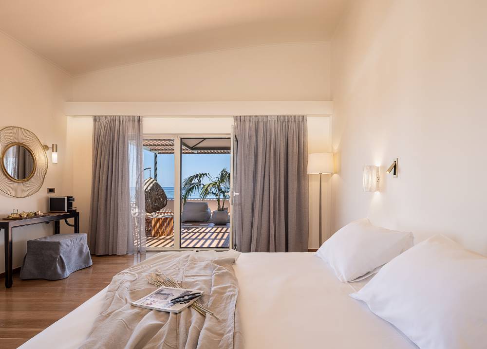 Bed and desk in the honeymoon suite